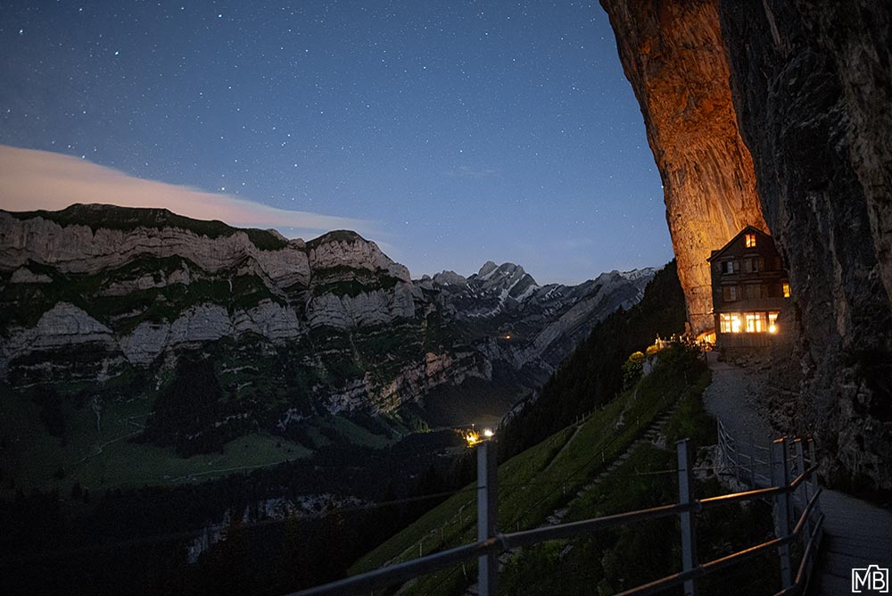Licht und Dunkelheit Äscher Wildkirchli Alpstein Appenzellerland Appenzell Ostschweiz Schweiz